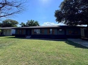 2608  Roseland Street , Fort Worth Texas 76103