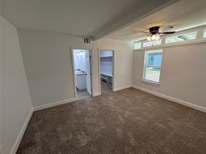 2608  Roseland Street , Fort Worth Texas 76103