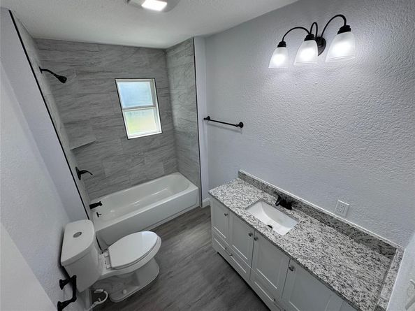 2608  Roseland Street , Fort Worth Texas 76103