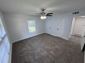 2608  Roseland Street , Fort Worth Texas 76103