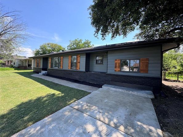 2608  Roseland Street , Fort Worth Texas 76103