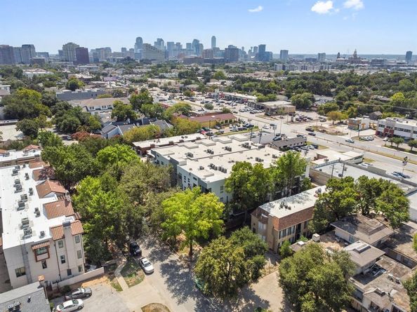 4411  Bowser Avenue  108, Dallas Texas 75219