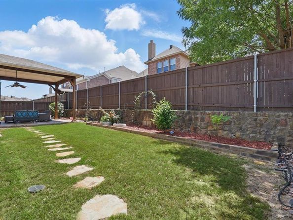 1525  Snowberry Drive , Allen Texas 75013