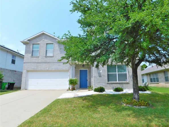 1107  Mockingbird Drive , Aubrey Texas 76227