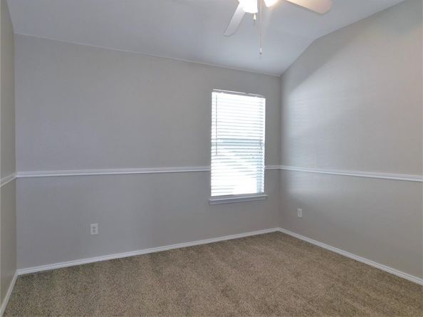1107  Mockingbird Drive , Aubrey Texas 76227