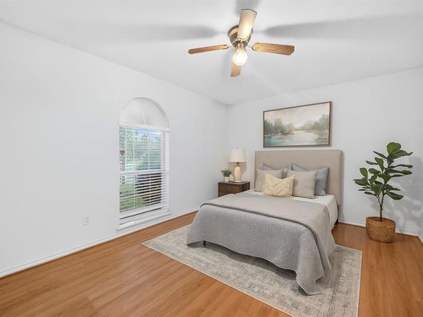 2325  Park Vista Drive , Dallas Texas 75228