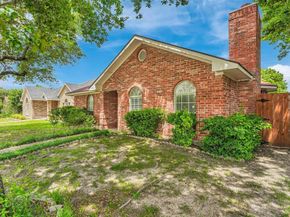2325  Park Vista Drive , Dallas Texas 75228