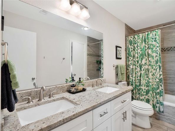 1712  Rosemeade Circle , Carrollton Texas 75007