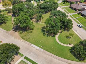 1712  Rosemeade Circle , Carrollton Texas 75007