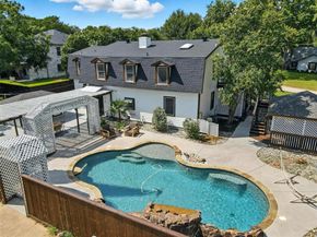 1323  Dublin Street , Grapevine Texas 76051