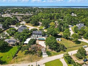 1323  Dublin Street , Grapevine Texas 76051