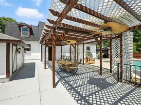 1323  Dublin Street , Grapevine Texas 76051
