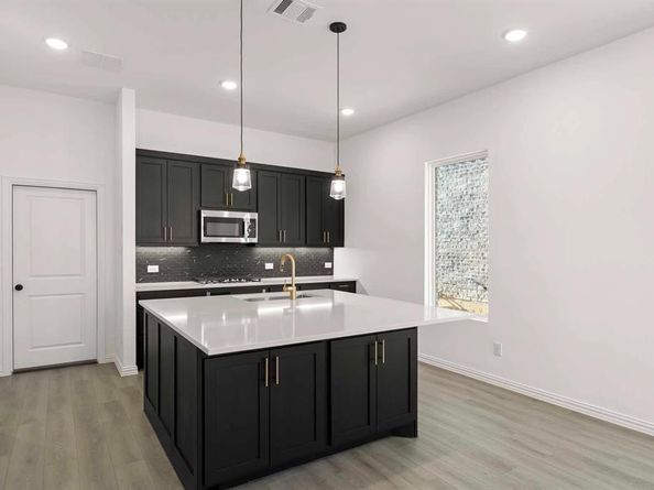 1106  Bexar Lane , Plano Texas 75075