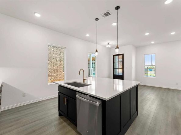 1106  Bexar Lane , Plano Texas 75075