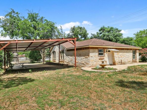 3401  28th Street , Fort Worth Texas 76106