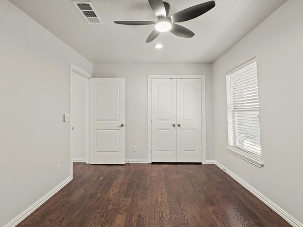 3401  28th Street , Fort Worth Texas 76106