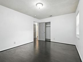 2634  Santa Cruz Drive , Dallas Texas 75227