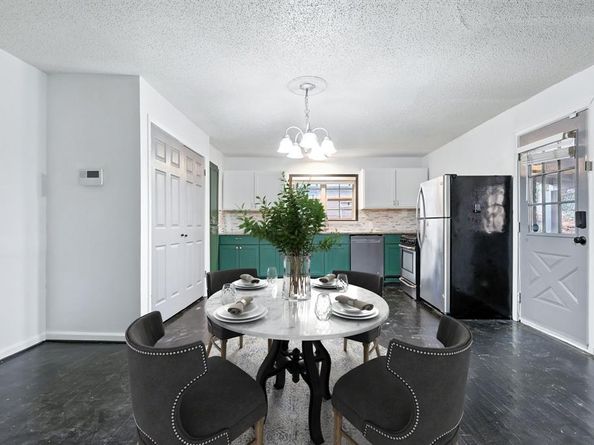 2634  Santa Cruz Drive , Dallas Texas 75227