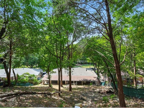2634  Santa Cruz Drive , Dallas Texas 75227