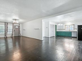 2634  Santa Cruz Drive , Dallas Texas 75227