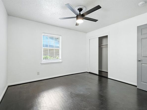 2634  Santa Cruz Drive , Dallas Texas 75227