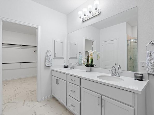 1309  Haybale Lane , Garland Texas 75042