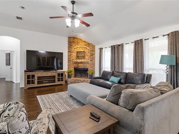 5965  Feather Wind Way , Fort Worth Texas 76135