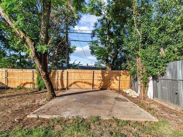 2717 NW 27th Street , Fort Worth Texas 76106