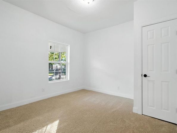 2717 NW 27th Street , Fort Worth Texas 76106