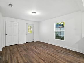 2717 NW 27th Street , Fort Worth Texas 76106