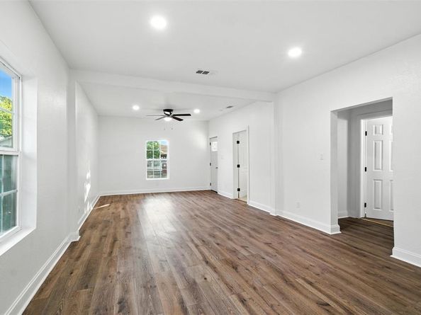 2717 NW 27th Street , Fort Worth Texas 76106