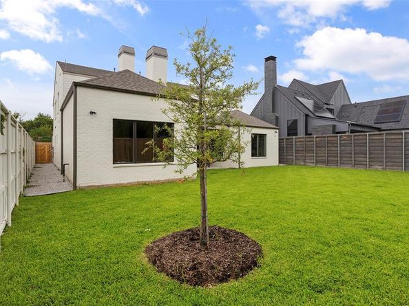 4922  Linnet Lane , Dallas Texas 75209