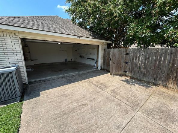 17819  Benchmark Drive , Dallas Texas 75252