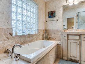 6434  Mccommas Boulevard , Dallas Texas 75214