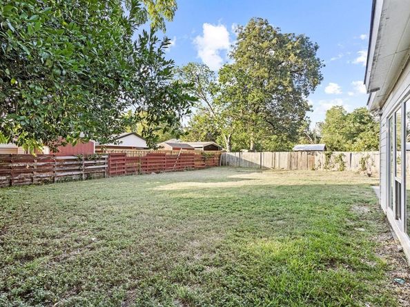 1905  Salem Street , Irving Texas 75061