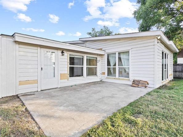 1905  Salem Street , Irving Texas 75061