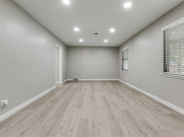 2709  Fairfax Drive , Garland Texas 75041