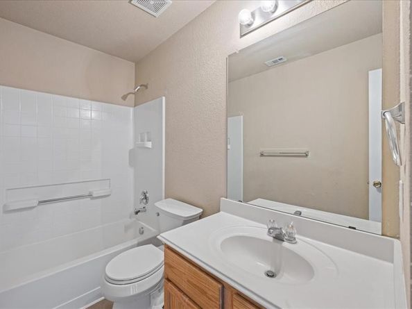 1223  Mallard Creek , Aubrey Texas 76227