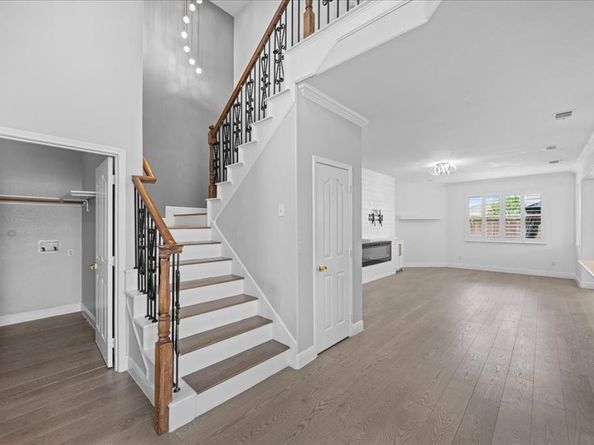1223  Mallard Creek , Aubrey Texas 76227