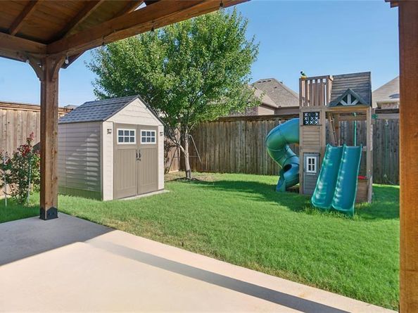 2641  Frances Lane , Little Elm Texas 75068