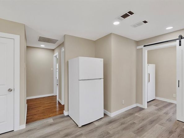 6202  Belgrade Avenue , Dallas Texas 75227