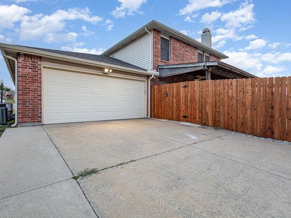 1484  Glenwick Drive , Rockwall Texas 75032