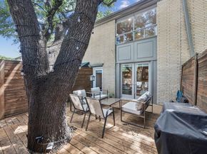 7404 W Northwest Highway  5, Dallas Texas 75225