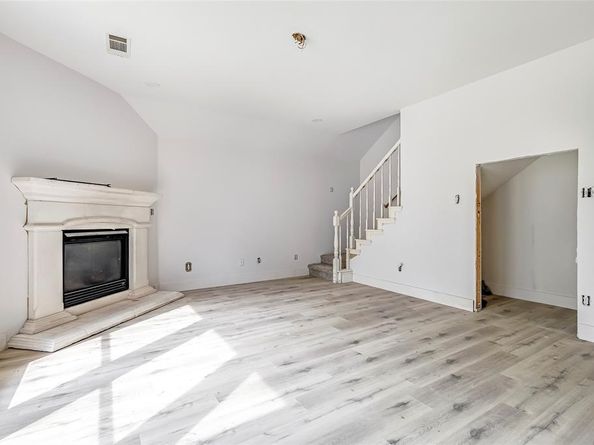 308  Ranch Trail , Mansfield Texas 76063