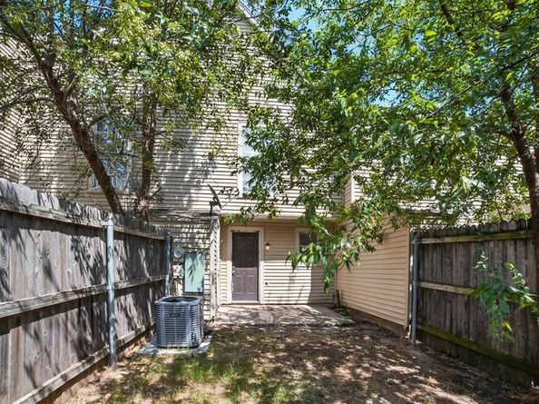 2273  Aspen Drive , Dallas Texas 75227