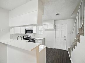 2273  Aspen Drive , Dallas Texas 75227