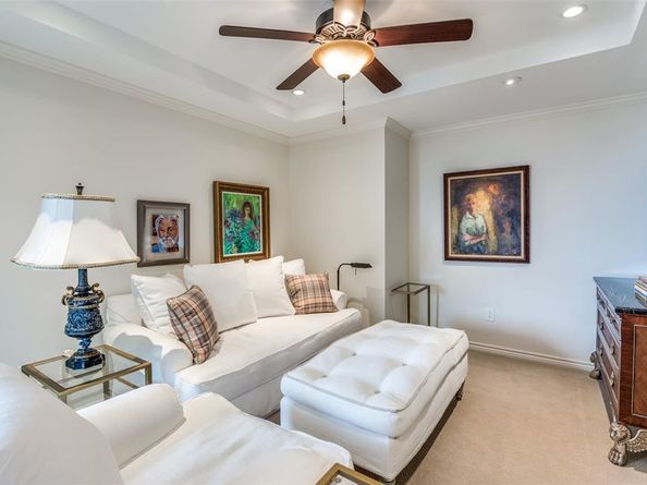 5909  Luther Lane  1701, Dallas Texas 75225