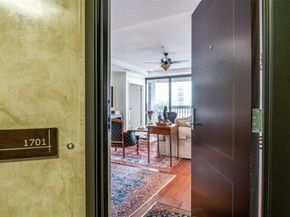 5909  Luther Lane  1701, Dallas Texas 75225