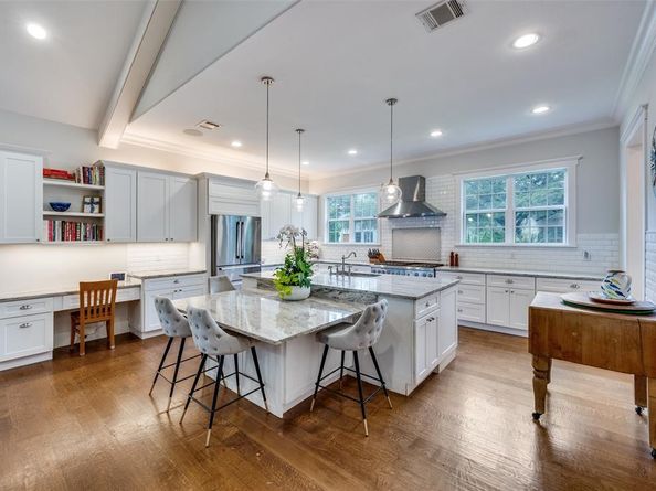 11240  Rosser Road , Dallas Texas 75229