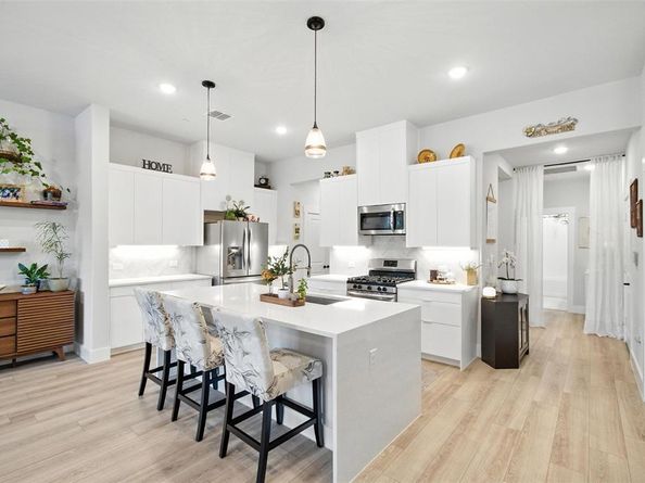 1421  Rose Willow Way , Arlington Texas 76005